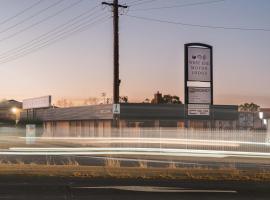 西安德汽车旅馆，位于奥兰治的酒店