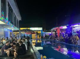 Nana Backpackers Hostel，位于万荣Vang Vieng Hospital附近的酒店