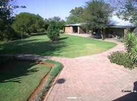 Midvaal Guesthouse，位于MeyertonKliprivier Country Club附近的酒店