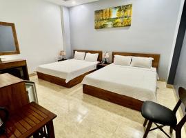 Khách Sạn Trung Anh 78 HAI BÀ TRƯNG BMT，位于邦美蜀班梅索特机场 - BMV附近的酒店