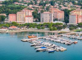Hotel Neptun - Terme & Wellness LifeClass，位于波尔托罗的酒店