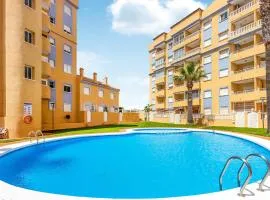 2 Bedroom Cozy Home In Elche