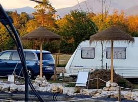 Camping Garden Park PITCHES，位于拉多夫吉卡的露营地
