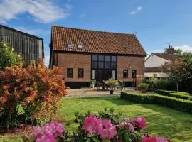 Lays Barn
