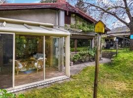 Nice Home In Rangsdorf With Wifi，位于朗斯多夫的酒店