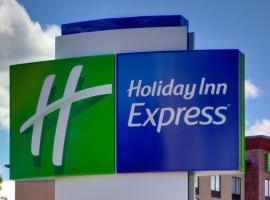 Holiday Inn Express Corpus Christi - Beachfront, an IHG Hotel，位于科珀斯克里斯蒂科珀斯克里斯蒂国际机场 - CRP附近的酒店