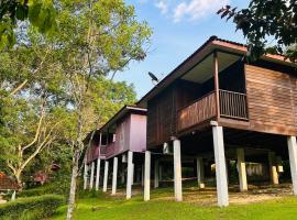 LiLLA Hilltop Retreats Janda Baik formerly known as Serene Resort，位于彭亨的度假村