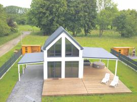 Ferienhaus Mila 70qm bis 5 Gäste mit Sauna, Whirlpool in der Hauptsaison, 75qm Terrasse und eingezäunten Garten Haustiere willkommen，位于Sierosław的酒店
