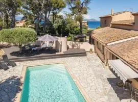 Charming villa in LES ISSAMBRES with SEA VIEW and swimming pool