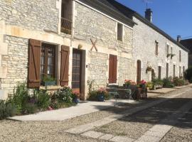 Longère campagne 10 pers. proche Guédelon，位于Sougères-en-Puisaye的酒店