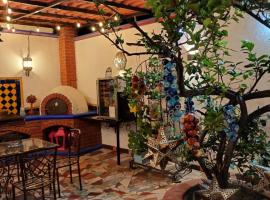 HOTEL CASA LIMON，位于Santa Rosa de Jáuregui的酒店