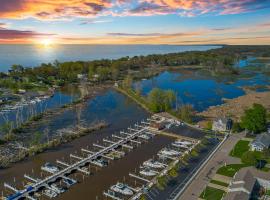 New Buffalo Harbor Haven，位于新布法罗的酒店