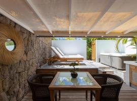 Charming bungalow in Saint Barthélemy with shared pool