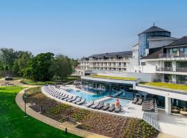 Kenese Bay Garden Resort & Conference，位于巴拉顿凯奈谢的酒店