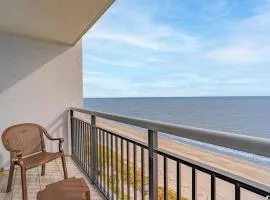 Beachfront Condo with Stunning View Multiple Pools on BV 15th Floor