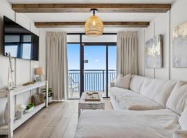 Luxury Ocean Front By Barefoot Landing，位于默特尔比奇的酒店