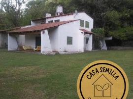 Casa Semilla Hospedaje de Montaña，位于埃尔罗德奥的青旅