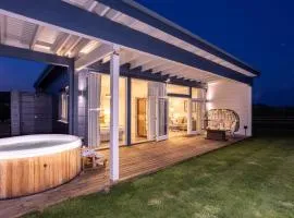 Thistledown Lodge, Nr Saunton