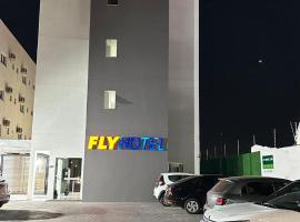 Hotel Fly - Aeroporto Cuiabá，位于大瓦尔泽亚的酒店