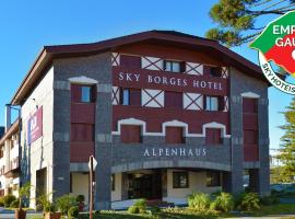 Sky Borges Hotel Alpenhaus - Gramado，位于格拉玛多的Spa酒店
