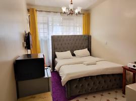 Soft Life Crib in Kinoo with Wifi & Netflix，位于Kikuyu的酒店