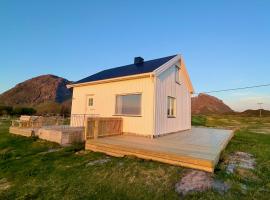 Most Peaceful Place in Lofoten，位于Alstad的度假屋