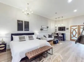 Eternal Romance-The Honeymoon Suite at 1885 Farms