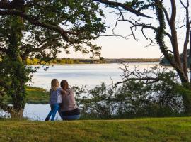 Broomhill Barns，位于Minwear奥克伍德主题公园附近的酒店