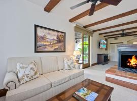 Heated Pool & Hot Tub Access, Walk 2 Omni Resort, Free Parking, Wi-Fi, Washer & Dryer，位于恩西尼塔斯的酒店
