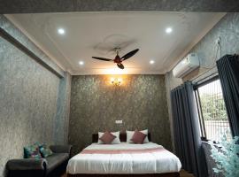 4BHK Shruti Home Stay，位于瓦拉纳西的酒店