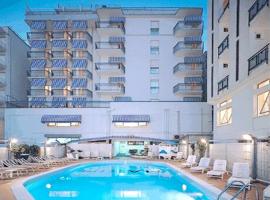 Hotel ARENA con Piscina，位于卡托利卡的酒店
