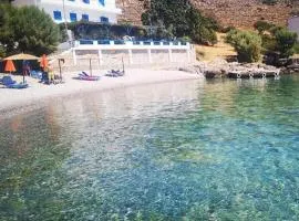 Finikas Resort Sfakia - Seaside Rooms