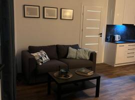 "SALERNO" Apartament w GIFFONI VALLE PIANA dla 6 osób, klimatyzowany, w pełni wyposażony，位于吉福尼瓦莱皮亚纳的家庭/亲子酒店