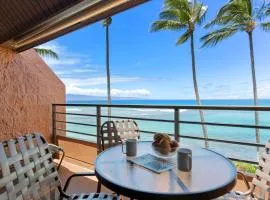 Kuleana Club #619 Oceanfront - 1 bedroom & 1 bathroom - Gated 3rd Fl