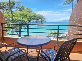 Kuleana Club #721 Oceanfront - 1 bedroom & 1 bathroom - 3rd Floor，位于卡哈纳的度假屋