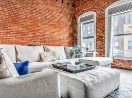 4br Ideal For Groups 4 Blocks To La Crosse Cntr
