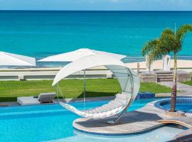 Villa in St Martin unbelievable luxurious and contemporary beach，位于马里戈特的酒店