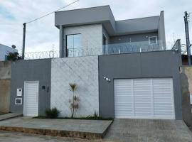 Casa de luxo em zona sul de Moc，位于蒙蒂斯克拉鲁斯的酒店