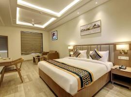 Hotel King Plaza，位于新德里德里英迪拉•甘地国际机场 - DEL附近的酒店
