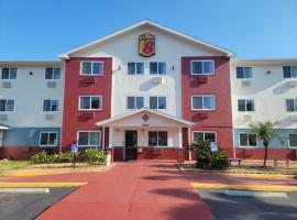 Super8 by Wyndham NEARBY Clearwater St Petersburg International Airport
