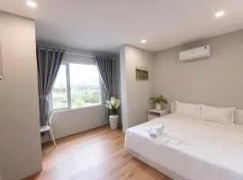 Cosmos Hotel Nha Trang by HT