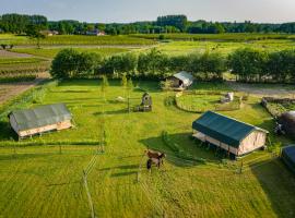 Glamping Hoeve Klein Haneveld，位于Sint-Oedenrode的豪华帐篷