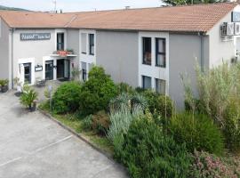 科特南酒店，位于圣佩赖的宠物友好酒店