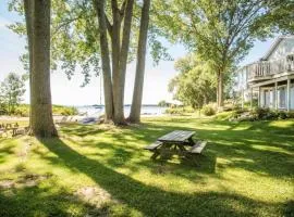 Waupoos Beach Commons Beach House