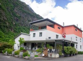 Ristorante Groven，位于Lostallo的酒店