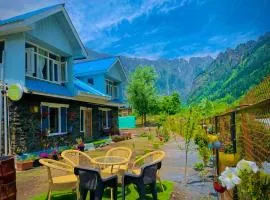 The Local Cottage
