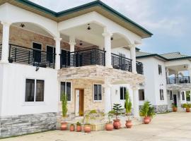 Villa Rio Boutique Hotel，位于Atimpoko的酒店