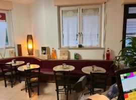 La voglia，位于Villanova sullʼArda的酒店