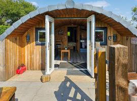 Glamping Pod 1，位于Ipplepen的酒店