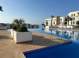 2 bedroom apartment with sea view and private pool